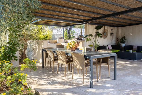 Bastide de 160 m² sur un terrain de 840 m² - 5 chambres à Ceyreste (13600)