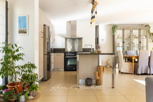 Bastide de 160 m² sur un terrain de 840 m² - 5 chambres à Ceyreste (13600)