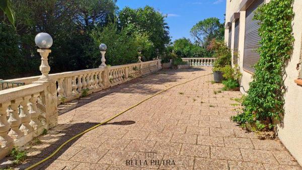 Villa au sommet du Mont Saint-Clair