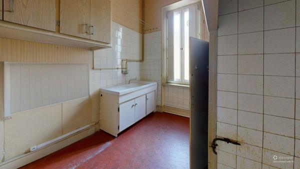 Appartement T5 + GARAGE - Rue Voltaire - Immeuble Ancien