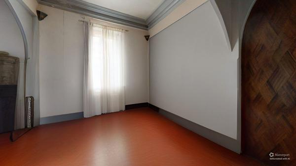 Appartement T5 + GARAGE - Rue Voltaire - Immeuble Ancien