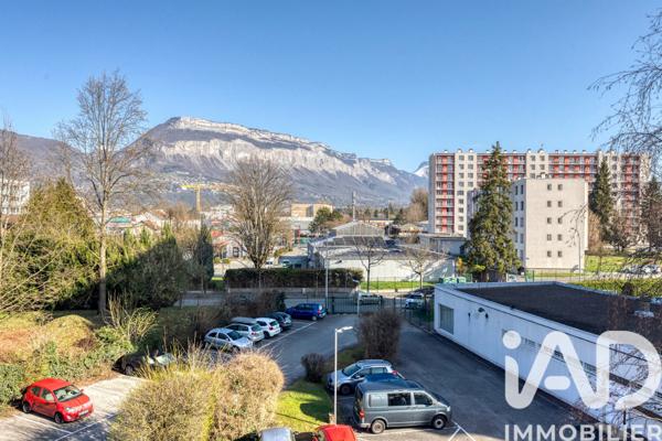 Appartement à vendre 5 pièces 102 m² Saint-Martin-d'Hères