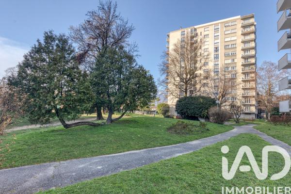 Appartement à vendre 5 pièces 102 m² Saint-Martin-d'Hères