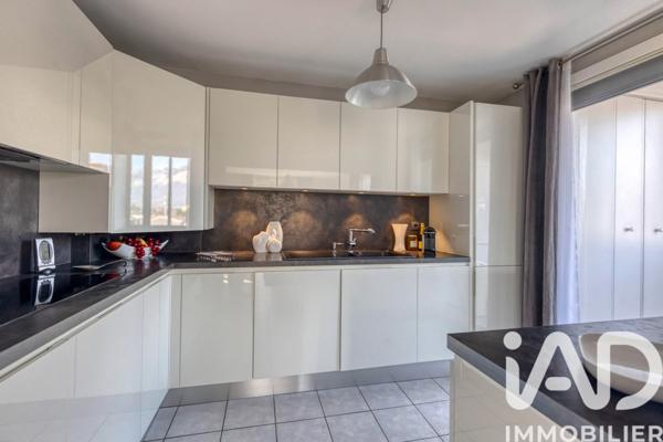 Appartement à vendre 5 pièces 102 m² Saint-Martin-d'Hères