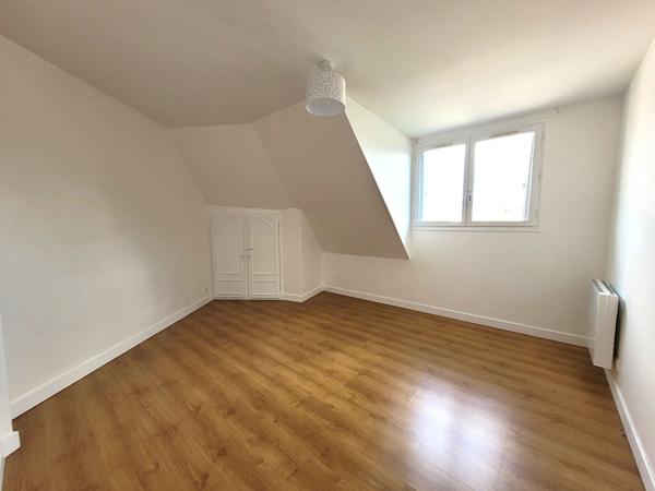 3 pièces à Limay Centre ville, 2 chambres avec parking en s/sol et cave