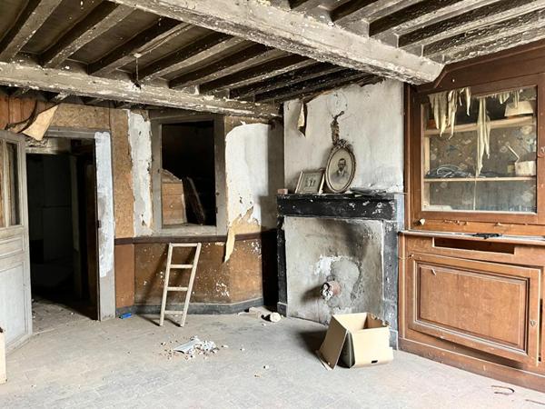 MAISON A REHABILITER