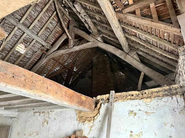 MAISON A REHABILITER