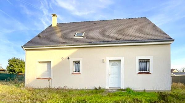 Maison familiale 7 pièces 135m² Saint-Denis-de-l'Hôtel