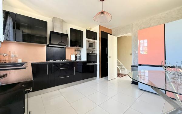 Maison à vendre    7 pièces • 148,61 m2 Heillecourt