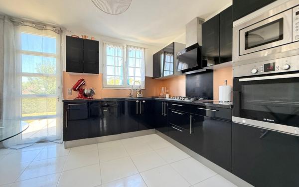 Maison à vendre    7 pièces • 148,61 m2 Heillecourt