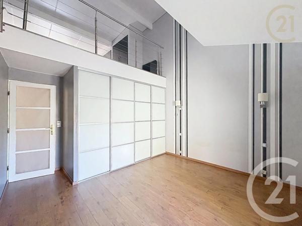 Maison à vendre  7 pièces - 180 m 2   THOMERY  - 77