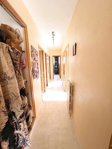 Maison individuelle 5 pièces 4 chambres 123 m² avec sous-sol complet, terrain 1300 m² et vue panoramique à REILLANNE (04)