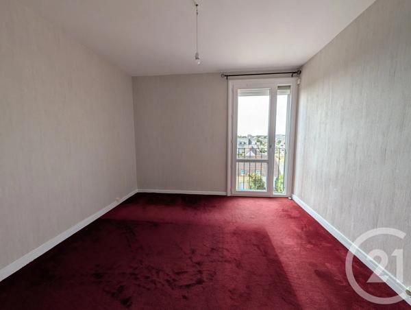 Appartement F4 à vendre  4 pièces - 65 m 2   CHATEAUROUX  - 36