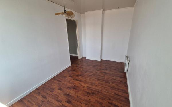 Appartement à louer    3 pièces •  Béziers