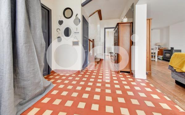 Maison à vendre    5 pièces •  Nanteuil-le-Haudouin