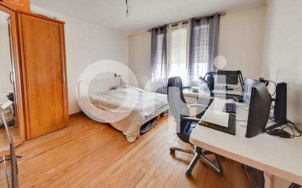 Maison à vendre    5 pièces •  Nanteuil-le-Haudouin