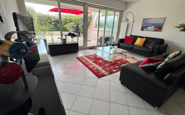 Appartement à vendre    2 pièces • 63,44 m2 La Rochelle