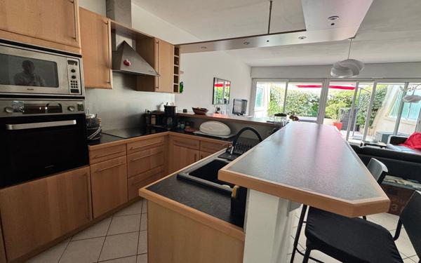 Appartement à vendre    2 pièces • 63,44 m2 La Rochelle