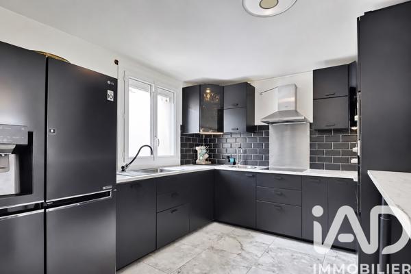 Maison à vendre 6 pièces 114 m² Saint-Brice-sous-Forêt