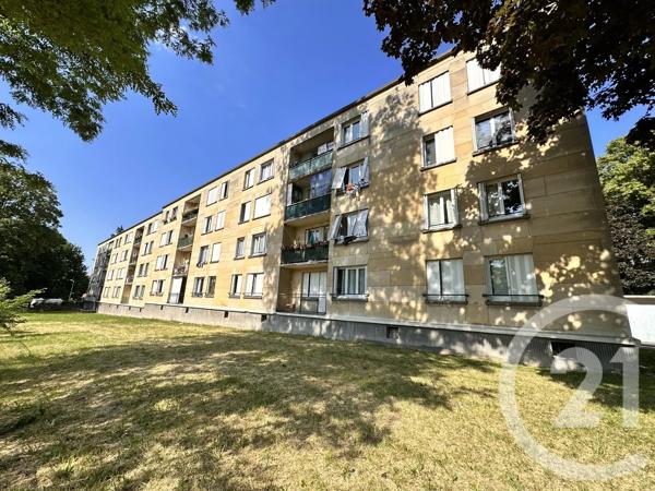 Appartement F4 à vendre  4 pièces - 70,44 m 2   VILLEPARISIS  - 77