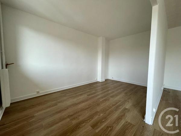 Appartement F4 à vendre  4 pièces - 70,44 m 2   VILLEPARISIS  - 77