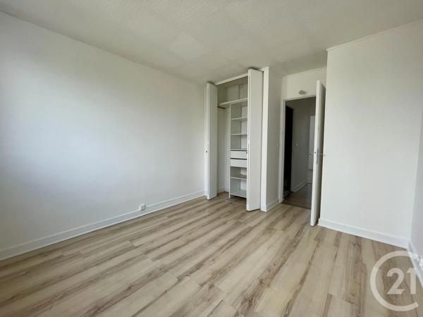 Appartement F4 à vendre  4 pièces - 70,44 m 2   VILLEPARISIS  - 77