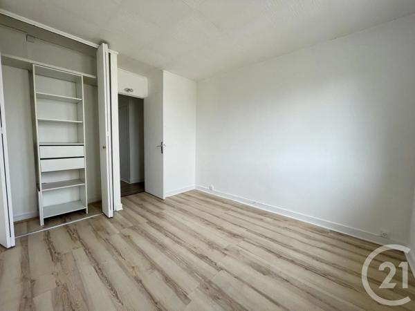 Appartement F4 à vendre  4 pièces - 70,44 m 2   VILLEPARISIS  - 77