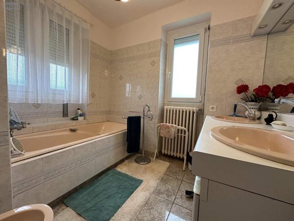 Maison à vendre à Concarneau dans le Finistère (29900), ref : 008/1121