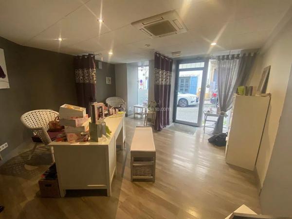 Location Local commercial 1 pièces 50 m2 à Vienne