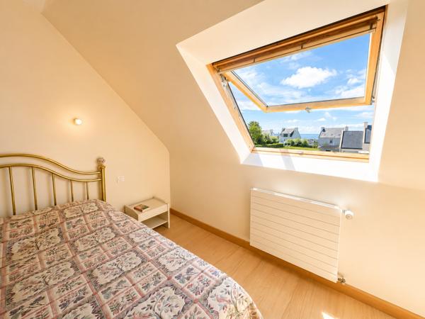Plouhinec – Vue Mer & Lumineuse Contemporaine Avec Double Garage & Dépendance