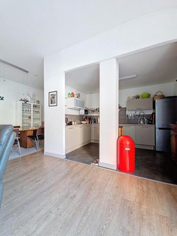 APPARTEMENT 4 pièces 93M2