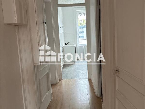 Location Appartement 2 pièces 52.49 m² - 36 RUE DES DOCKS Lyon 69009