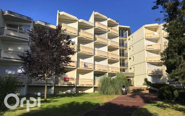 Appartement à louer    1 pièce •  Gradignan