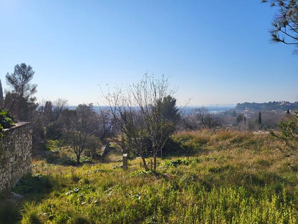 Achat terrain Villeneuve-lès-Avignon - 5700 m² - 288 750 €