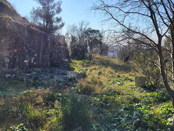Achat terrain Villeneuve-lès-Avignon - 5700 m² - 288 750 €
