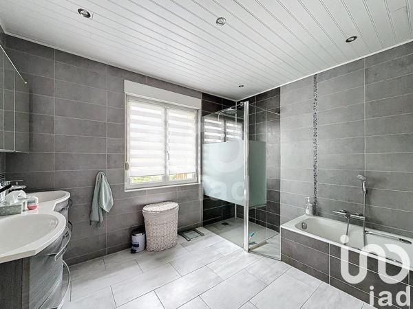 Maison 5 pièces de 161 m² à Dieuze (57260)