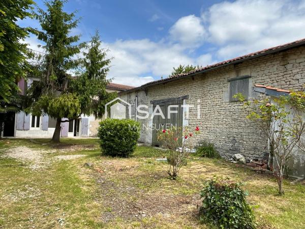 A RENOVER Maison de village ARS proche Cognac