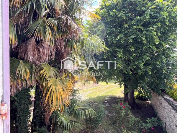 A RENOVER Maison de village ARS proche Cognac