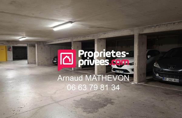 Appartement 4 pièces 80 m2 (Rosny Sous Bois 93110)