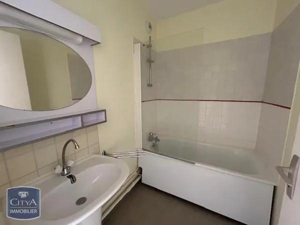 Appartement à louer 2 pièces 46.3m²