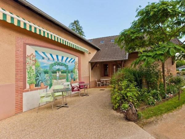 A 7 kms de l'accès autoroute -  HÔTEL-RESTAURANT EMBLÉMATIQUE À LOUER – EMPLACEMENT N°1 À CUISERY (71)