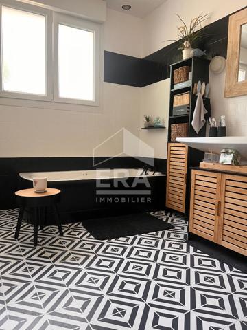 Secteur recherché - Maison individuelle à vendre avec beau jardin arboré, 3 chambres, 115 m²