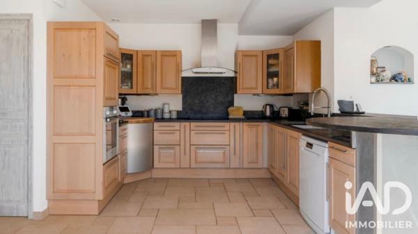 Maison à vendre 5 pièces 160 m² Ollioules
