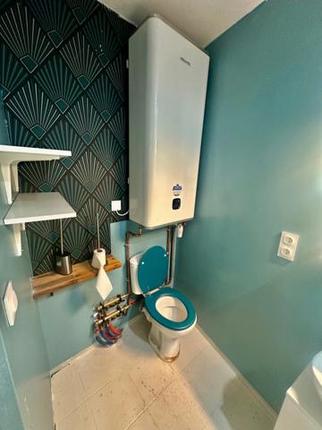 EXCLUSIVITÉ - Local commercial / bureau à vendre CHATEAUNEUF DU FAOU (29)