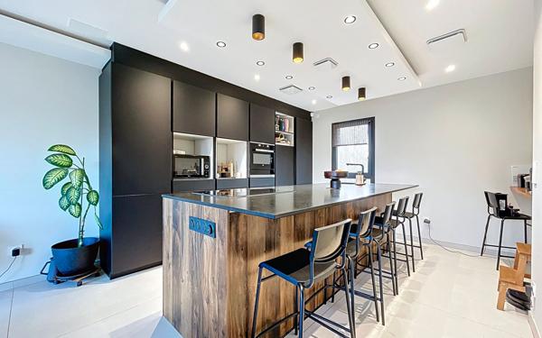 Maison à vendre    5 pièces •  Bourg-lès-Valence