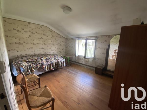 Maison traditionnelle 10 pièces de 216 m² à Misson (40290)