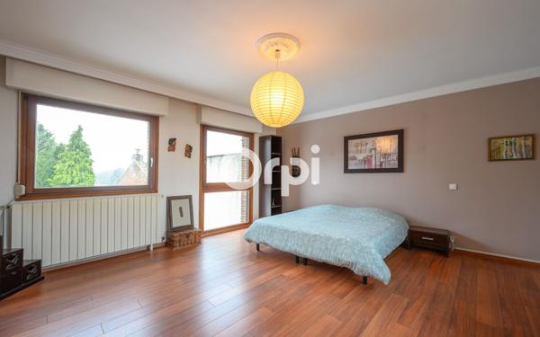Maison à vendre    6 pièces • 250 m2 Lambres-lez-Douai