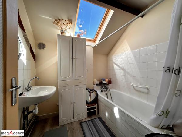 Maison à LASSAY-SUR-CROISNE, 41230 - 9 pièces 165m²