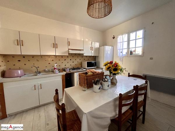 Maison à LASSAY-SUR-CROISNE, 41230 - 9 pièces 165m²