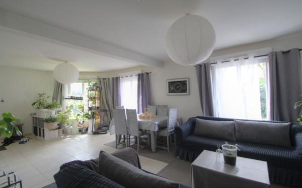 Maison à vendre    5 pièces • 122 m2 Ingré